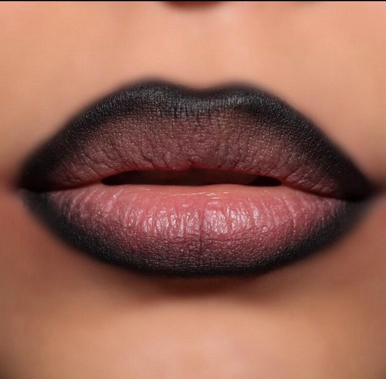 Kiss Me Precision Lip Liner
